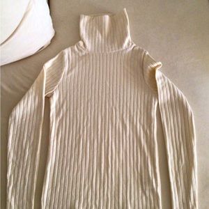 Very soft knitted turtleneck for teenage girl